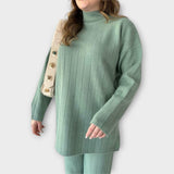 Kootud lahtise lõikega komplekt