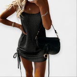 Varrukateta kootud kleit lipsuga