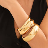 3-osaline käevõrude komplekt