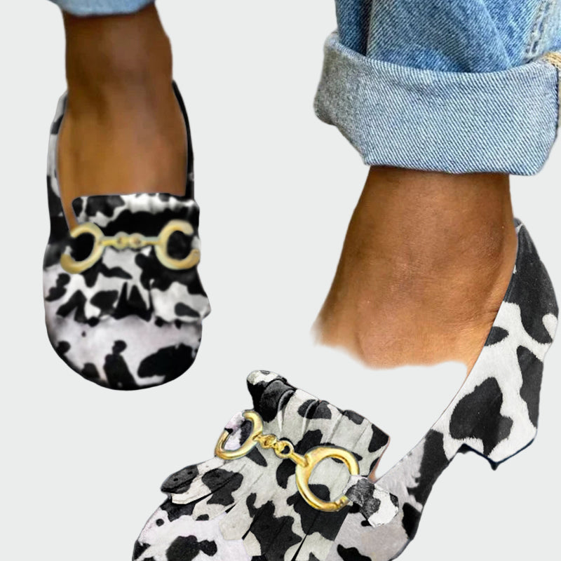 Narmaste ja kuldse pandlaga kingad