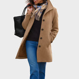 Amalja - Klassikaline keskmise pikkusega jope