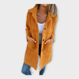 Villane mantel elegantse kinnitusega